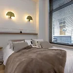Hotel Novallure Centre *