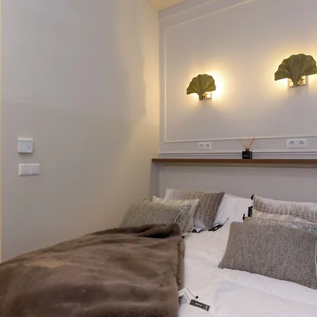 호텔 Novallure Centre *