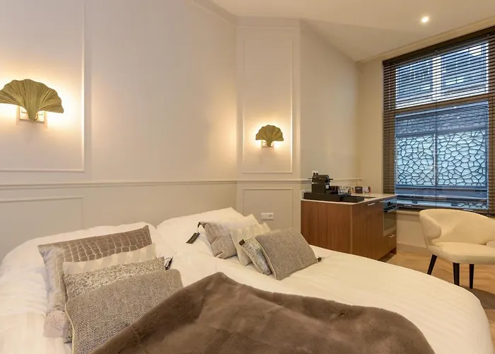 Novallure Centre Hotel