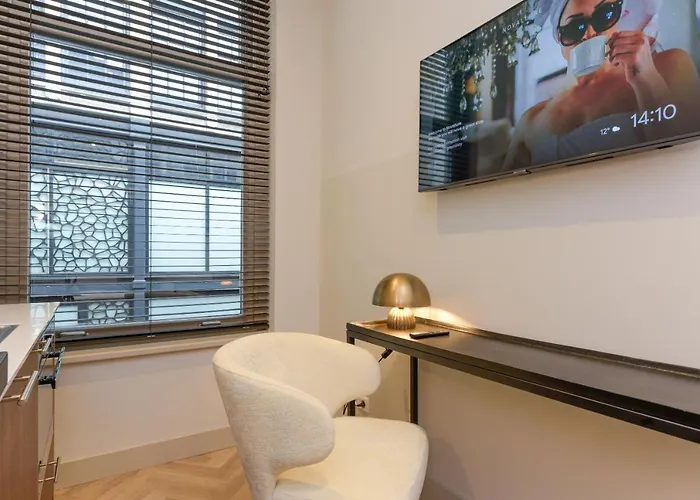 Hotel Novallure Centre *