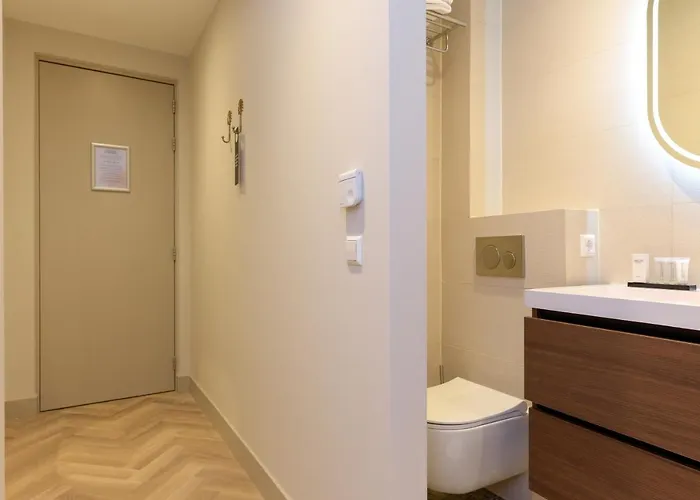 Hotel Novallure Centre *