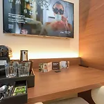 Novallure Centre Hotell *