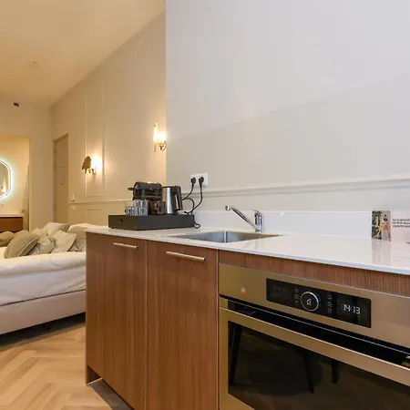 Novallure Centre Otel *