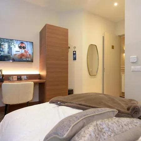 Novallure Centre Hotel *