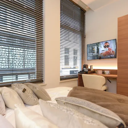 Novallure Centre Hotel *