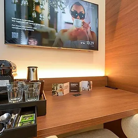Novallure Centre Hotell *
