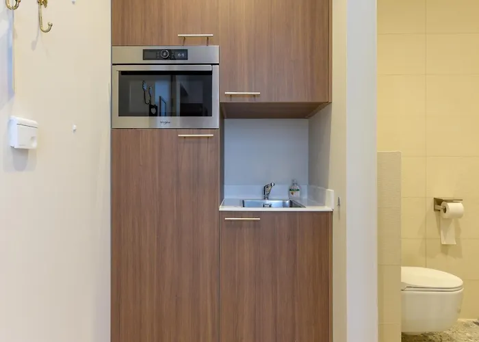 Novallure Centre * Haia