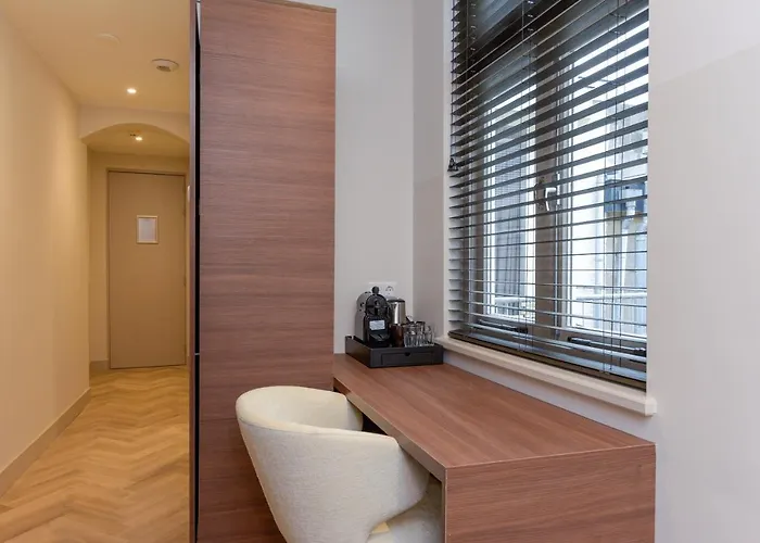 Novallure Centre Hotel *