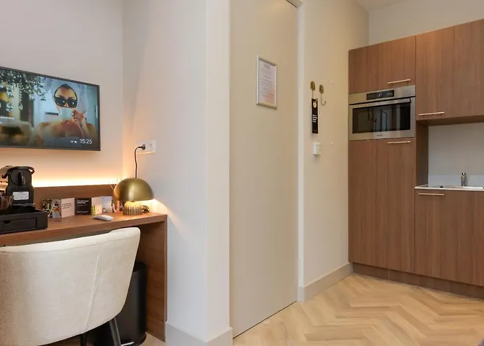 Novallure Centre * The Hague