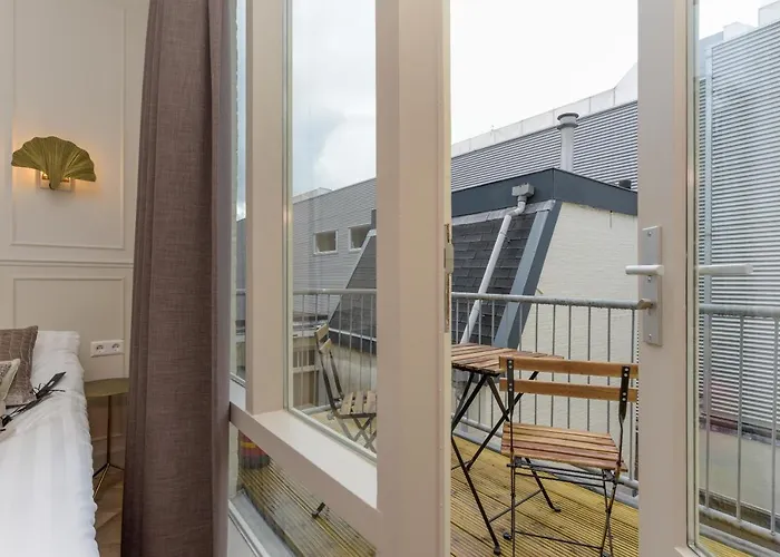 Novallure Centre Hotel