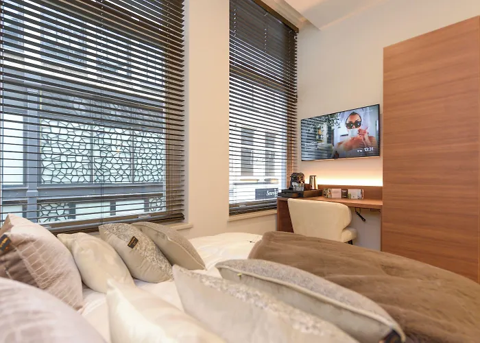 Novallure Centre Hotel *