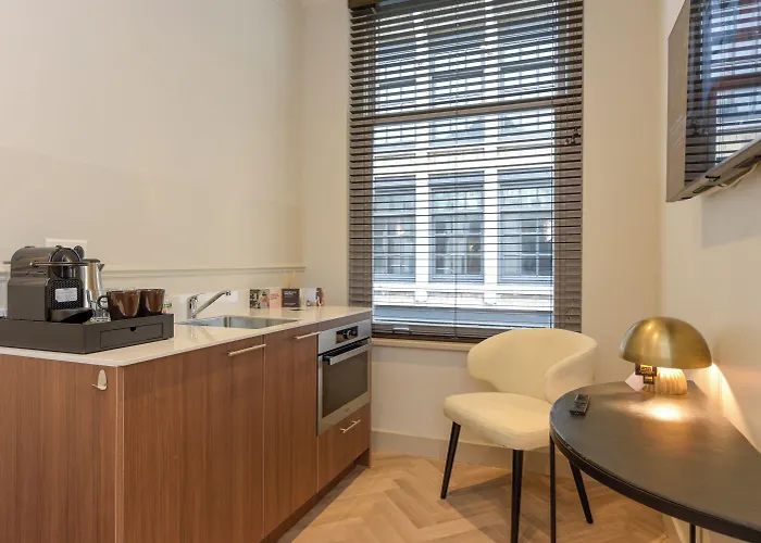 Novallure Centre Hotel